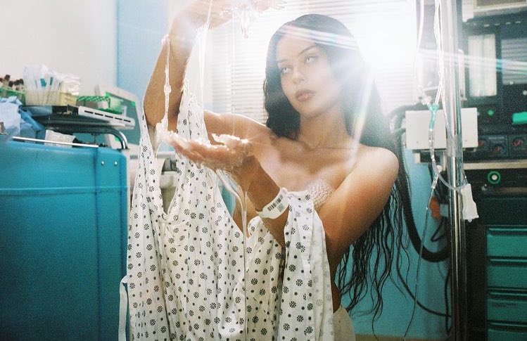 alexafiles's tweet photo. alexa demie by petra collins https://t.co/zLRqOIqw3g