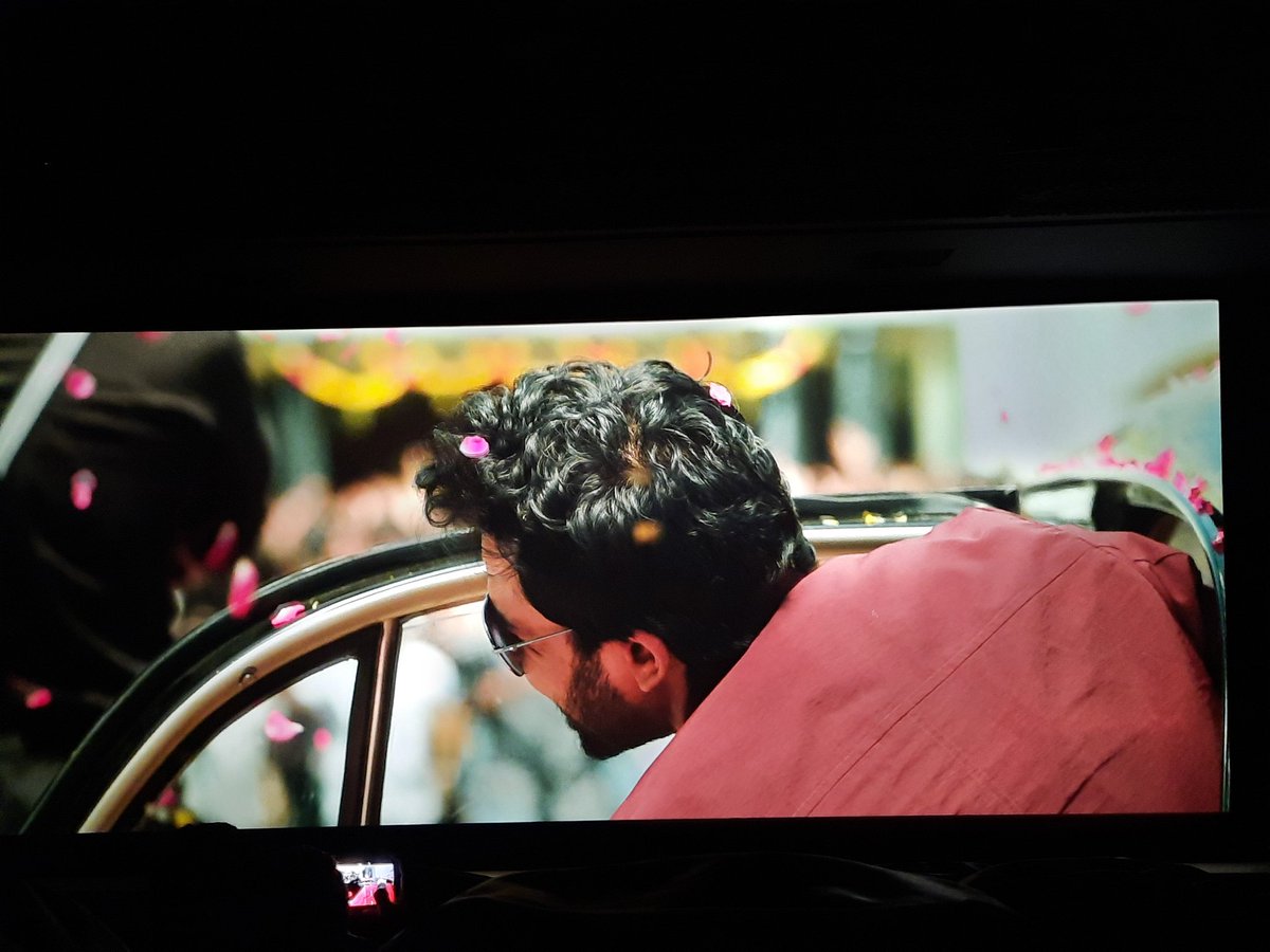 Ranjucrazy137's tweet photo. Watched #Sulthan today @Karthi_Offl bro🥺 semma action film with good content and social message.Tks for the commercial entertainment action movie @Bakkiyaraj_k bro. May i know the person detail who acts as #kadaa , he was looking like wowwww 😍 film start to end he was lit👌 https://t.co/6djTuvckt6