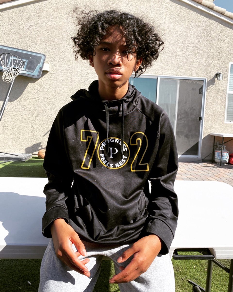 Left handed, dangerous, and hard to guard. Meticulous 2027 G Marlin Marquis Miles, Jr. resides in Las Vegas, Nevada, where he represents Progress Feels Best and demonstrates college-level potential. An HBCU awaits him. Stay tuned for his highlight video. MiddleSchoolElite.com