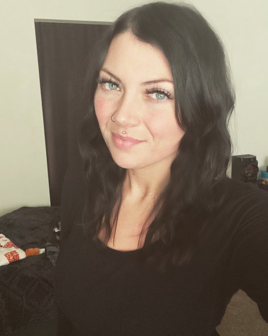 Haven&rsquo;t posted a non naked pic of myself in a hot minute so here you go 😉 https://t.co/1Ffj3iJxUW<a href="/tag/camgirl"class="tags"><span>#camgirl</span></a><a href="/tag/onlyfans"class="tags"><span>#onlyfans</span></a><a href="/tag/onlyfansbabe"class="tags"><span>#onlyfansbabe</span></a><a href="/tag/sellingcont"class="tags"><span>#sellingcont</span></a>