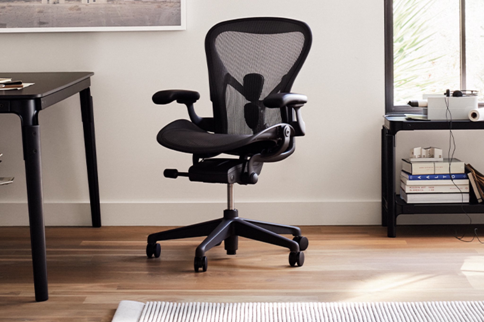 on X Aeron Herman Miller https t 9z8VRlWKsr X