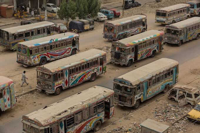 پشاور کی بی آر ٹی زور سے سانس بھی لے لے تو میڈیا خبر بنا دیتا ہے.

سندھ میں بسیں کھنڈر بھی بن جائیں تو اف تک نہیں نکلتی ان کی زبانوں  سے.

اسے کہتے ہیں لفافوں کا کمال.
<a href="/MuradAliShahPPP/">Murad Ali Shah</a> <a href="/AsifZardariPPP/">Asif Ali Zardari</a> <a href="/AseefaBZ/">Aseefa B Zardari</a> <a href="/BakhtawarBZ/">Bakhtawar B-Zardari</a> <a href="/BBhuttoZardari/">Bilawal Bhutto Zardari</a>