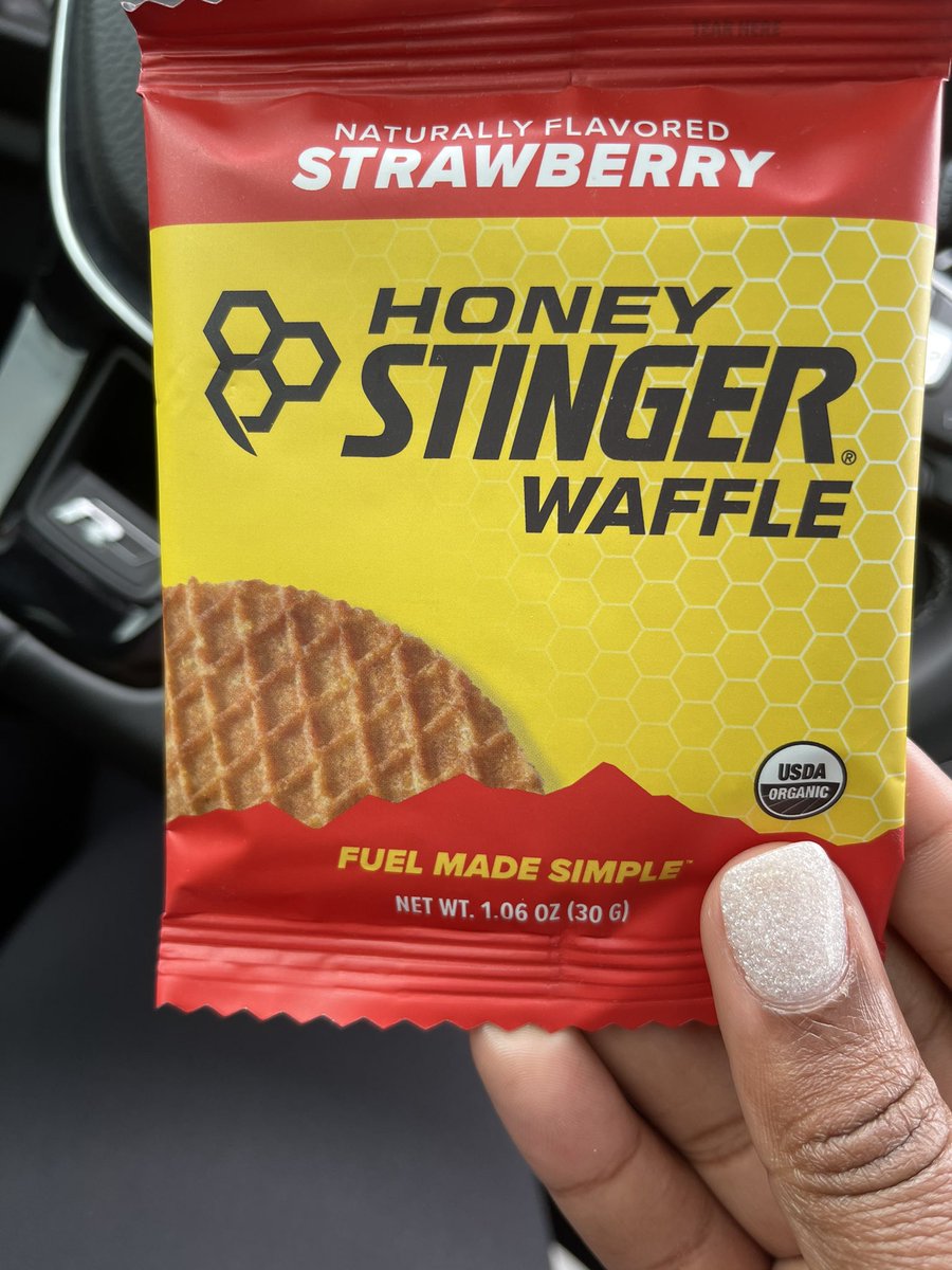 Thank goodness I had this from my #readysetmove box... bc I can 100% use a little pick me up right now (aka hanger is creeping in) #readysetmovebr #bibchat