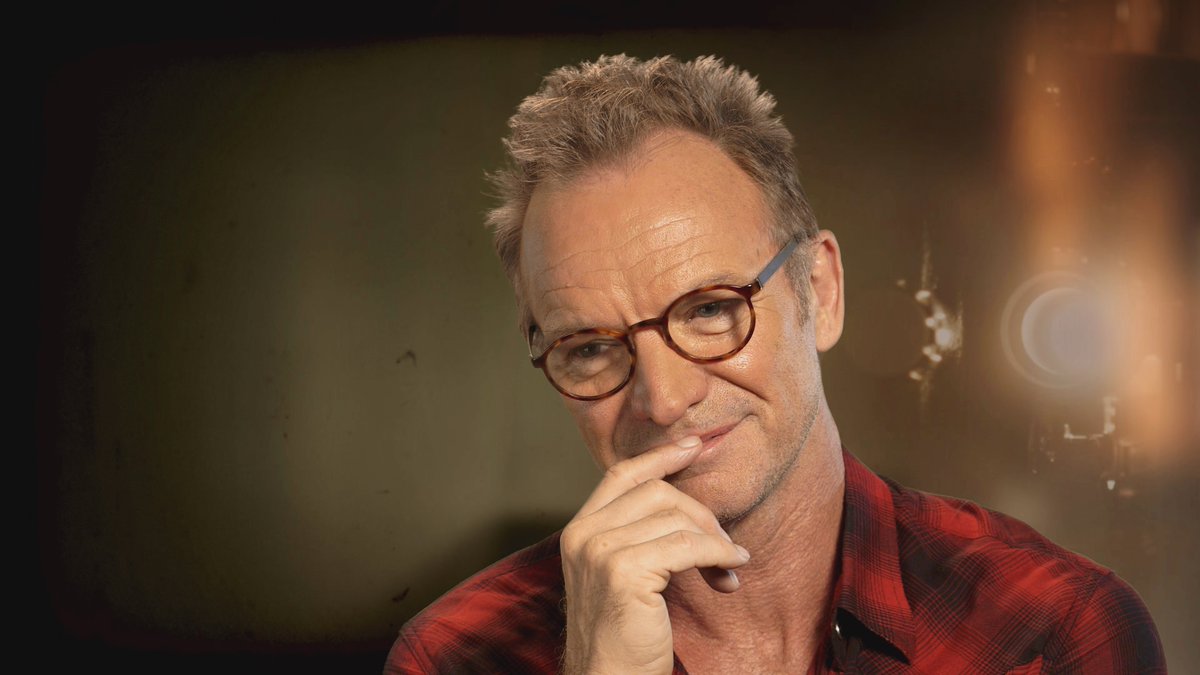Filmofilofilmu's tweet photo. Sting, l'électron libre 3/5
I'm no fan of #Sting but willing to know more about him and his life. This doc takes you on a fast and brief trip down Sting's memory lane, learning his, not only, musical skills and activism. @OfficialSting seems to be a true humble man.
#doctuesday https://t.co/WWbz2Telme