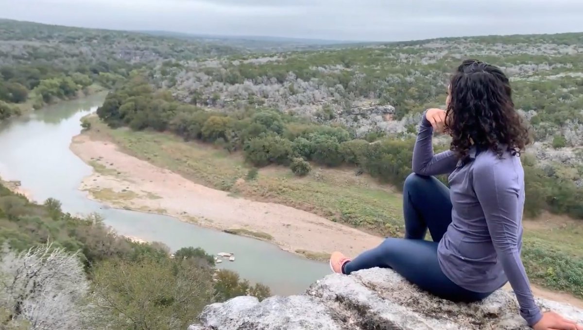 VisitSanSaba's tweet photo. Whether you love the outdoors or would rather spend time shopping and dining, you’re sure to love it here. San Saba has diverse appeal, infinite relaxation, and all the charm of small-town Texas. Photo: @CurlyAdventures #visitsansaba #sansabatx #exploretx https://t.co/lthl4tEwWw