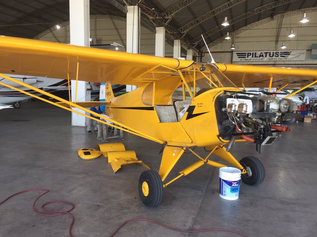 cflupianez's tweet photo. Seguimos trabajando para volver a volar.
Cada 50 horas hay que inspeccionar según los procedimientos del fabricante y de la Autoridad Aeronáutica para mantener los estándares de Seguridad Operacional bien altos.
Así podemos decir pronto: El RUFU Vuela !!!!! https://t.co/iZqfTKtkHw