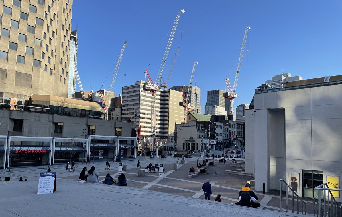 C_Savard's tweet image. « Il n’y a plus personne au centre-ville et plus personne va investir là ». #flanage #5grues