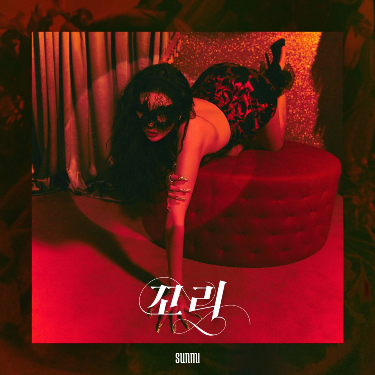 AlbumLea's tweet photo. SUNMI TAIL - album cover

Watch on my deviantart : https://t.co/eoRObhVpLz

#SUNMI #Tail #SunmiTail #fanart https://t.co/b40NqOPLe6