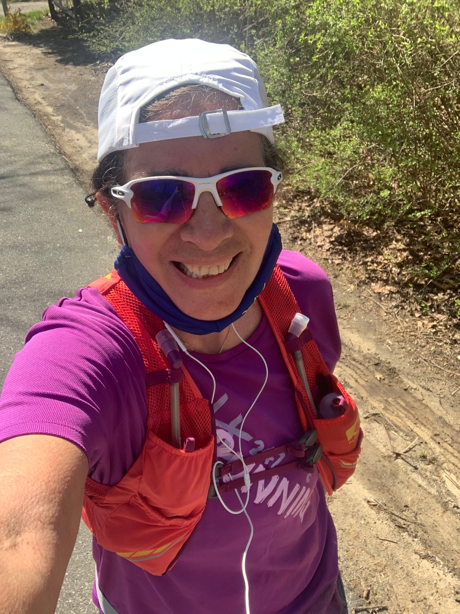 ultramiriam's tweet photo. 5 training miles yesterday & 7 today! Virtual D3 50K Challenge in May & TGNY100K in June. And a big 🙏 to @YvesHPrevost for inviting me to join his virtual team #NAFLAGVISORWW Don't forget to wear #sunsreen #lightcolors #shades #cap #hydration #mask #247running https://t.co/FFsb7HQ606