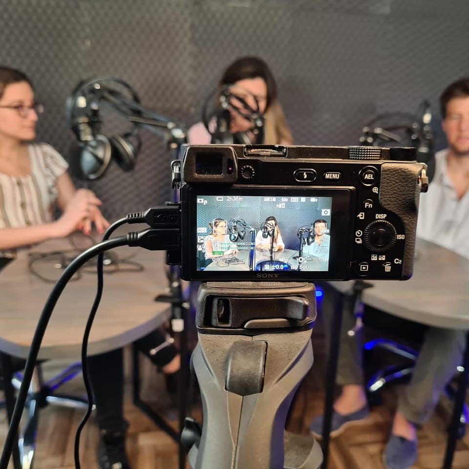 AltMediaOK's tweet image. ⚠️¡Tenemos algo que contarles!⚠️

Alt Media tiene estudio. A partir del viernes a las 19:00 comienzan las transmisiones.

👉🏻youtube.com/channel/UC6Yy0…