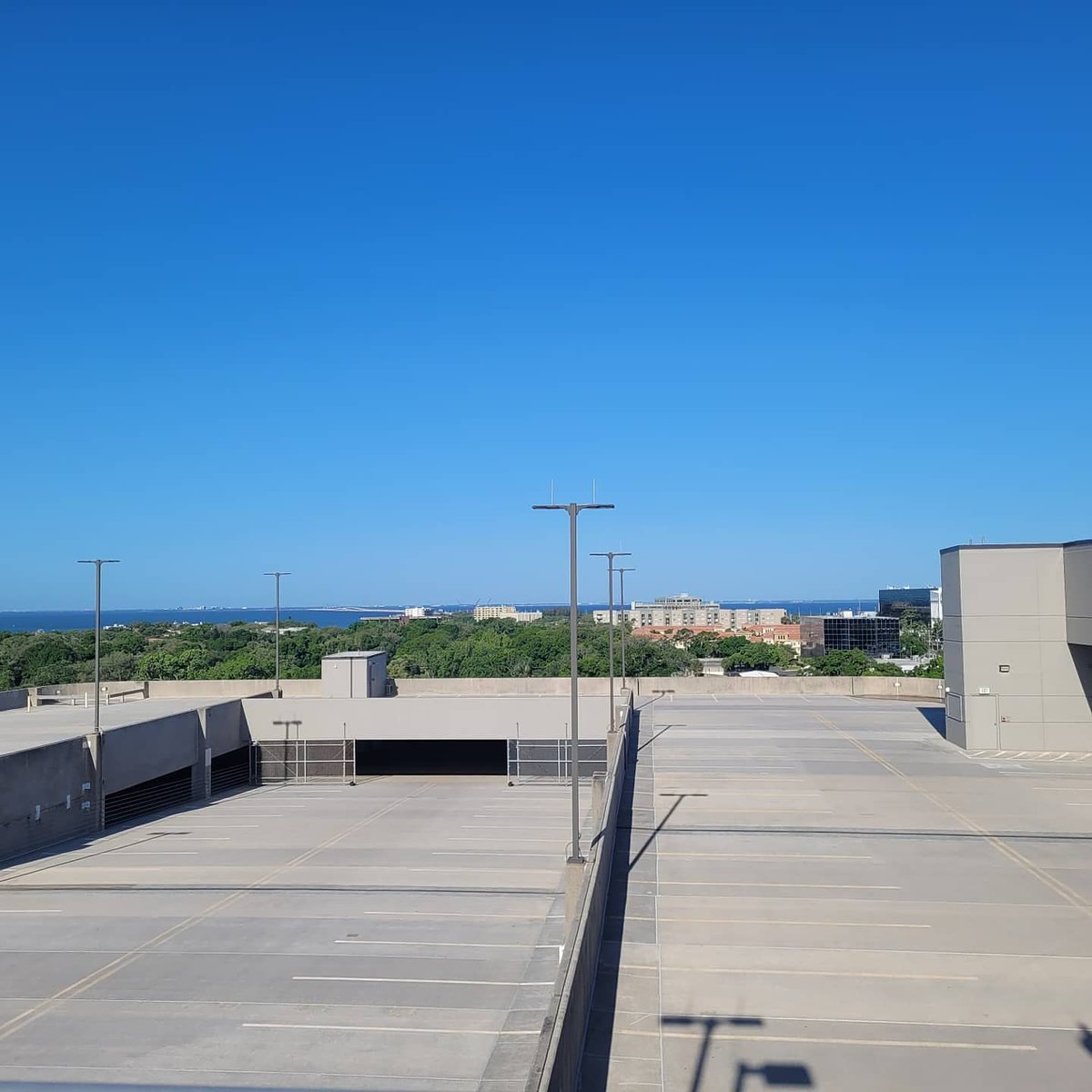 ChandalTaylor's tweet photo. The scene from 🗣 DA ROOF where me and the Mrs escaped for the weekend 🤧🤧
#view #photooftheday #blackownedbusiness #photographer #photography https://t.co/0d60KlPhJZ