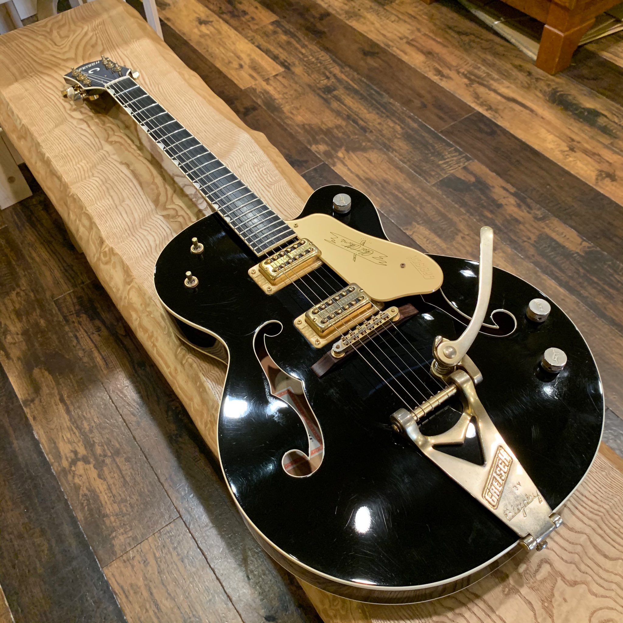 KAMINARI GUITARS on X: KAMINARI GUITARS on X: