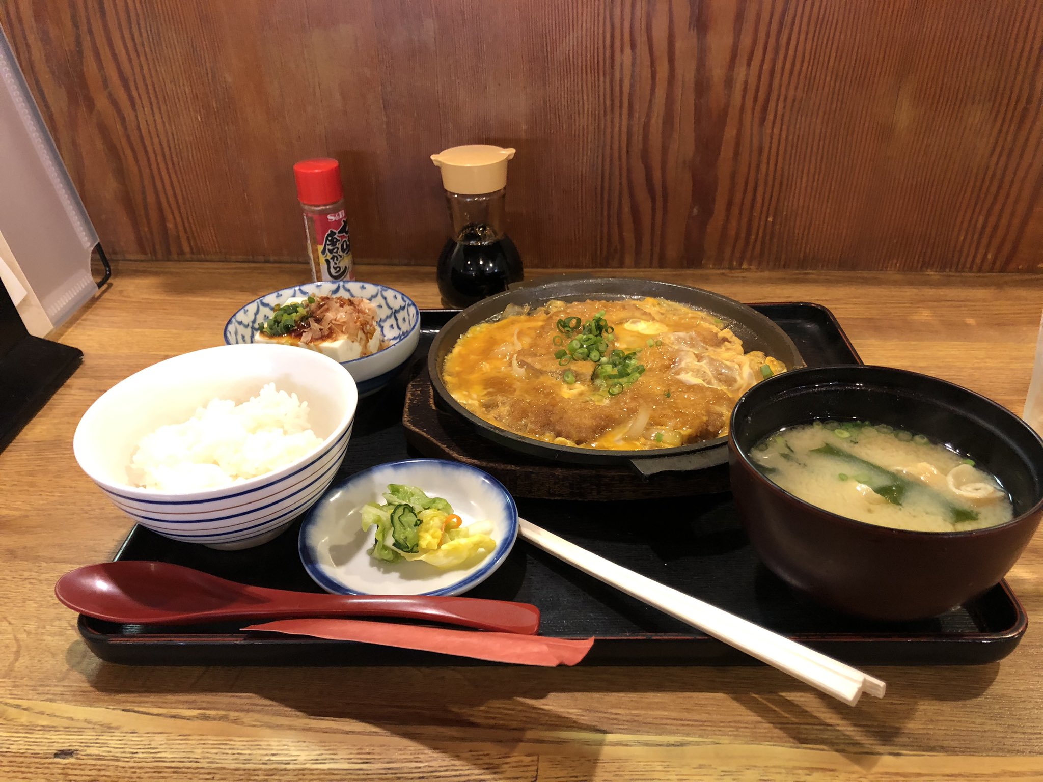 吉澤茂雄 今日のランチ 我孫子市天王台にあります 居酒屋やまびこ で豚ロースカツとじ定食をいただきました 満足のランチでした Wqsmluuruqjzn8f 居酒屋やまびこ 我孫子市天王台 T Co Oll3hinnrm Twitter 吉澤茂雄 今日のランチ 我孫子市天王台にあります 居酒屋やまびこ で豚ロースカツとじ定食をいただきました 満足のランチでした Wqsmluuruqjzn8f 居酒屋やまびこ 我孫子市天王台 T Co Oll3hinnrm Twitter