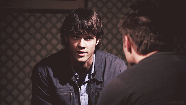 thetraincars's tweet photo. sam winchester i'm gonna bite your nose so hard- https://t.co/lCLBu5aei6