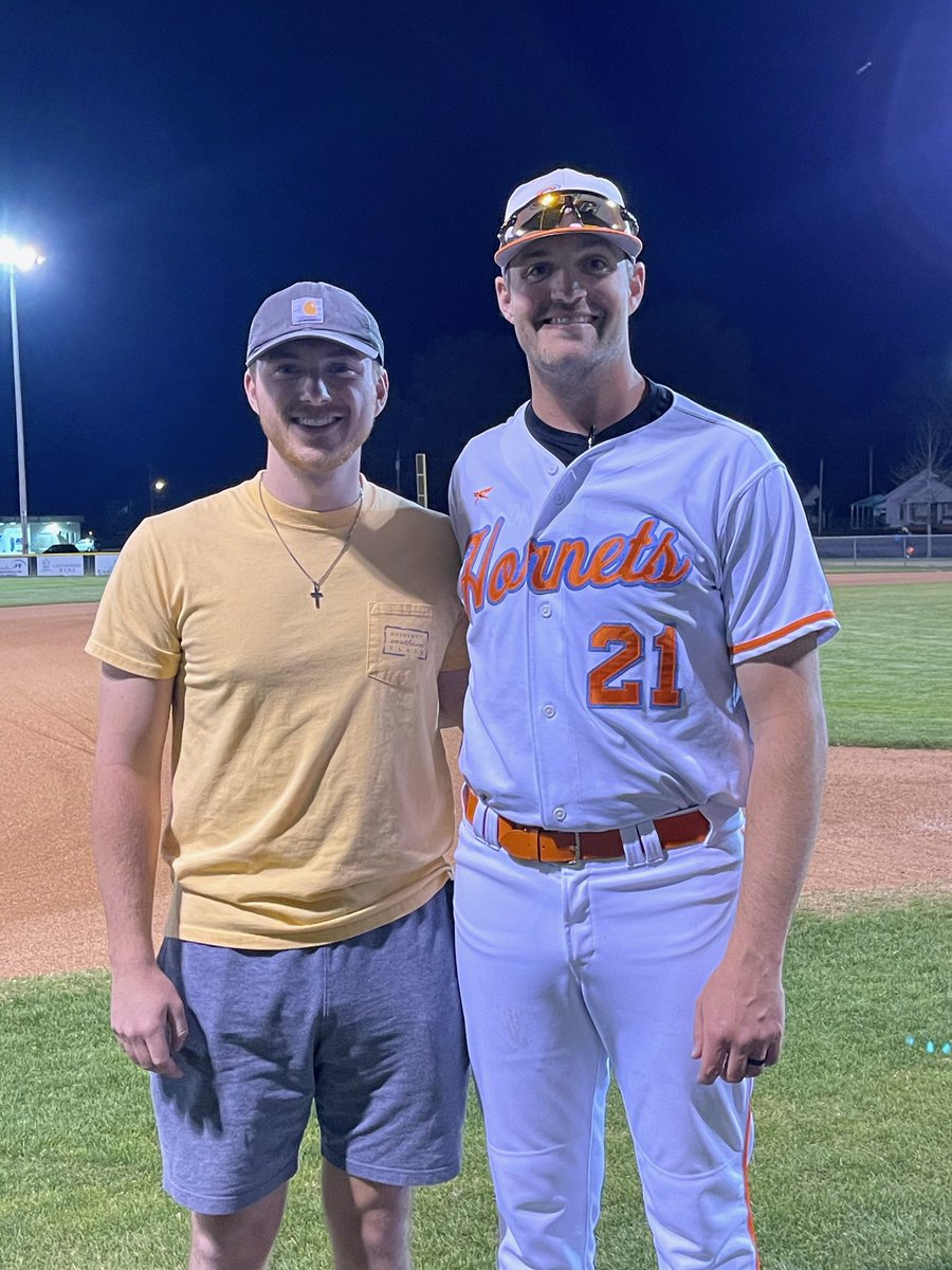 SGCBaseball's tweet photo. Another alumni spotting at tonight’s game!?! Pictured is Dylan Robbins (2019) and Coach Lin Cates. Alumni present but not pictured were Dustin Moore (2018) and Cameron Meador (2012)! #AlwaysAHornet https://t.co/SMzVcKR251