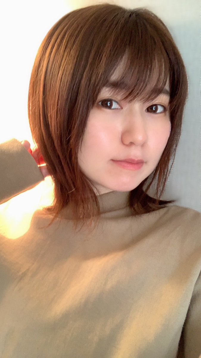 大空直美 長らくロングヘアでいさせてくれたエクステ 取っちゃいました ちょっと寂しいけど ロング楽しいから これから地毛を伸ばしていきたいな