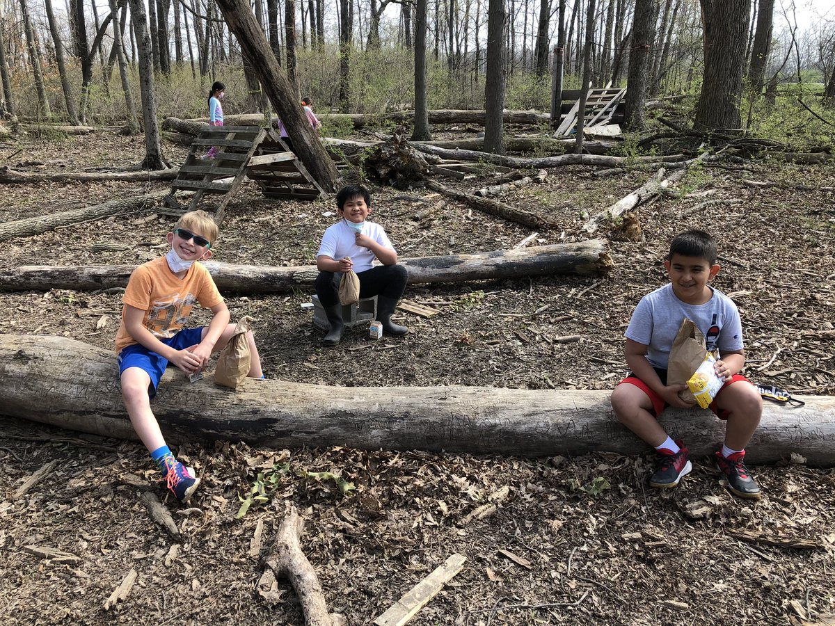 3AVikes's tweet photo. It’s another Week in the Woods @ColumbusAcademy and perfect weather for taking our lunches outside. ☀️ https://t.co/4ZtSKH7W9I