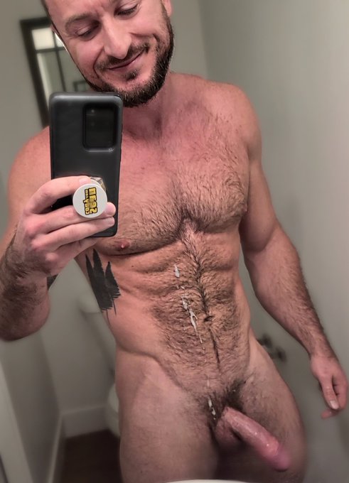 HunkyMonkeyBrayden’s pics and videos