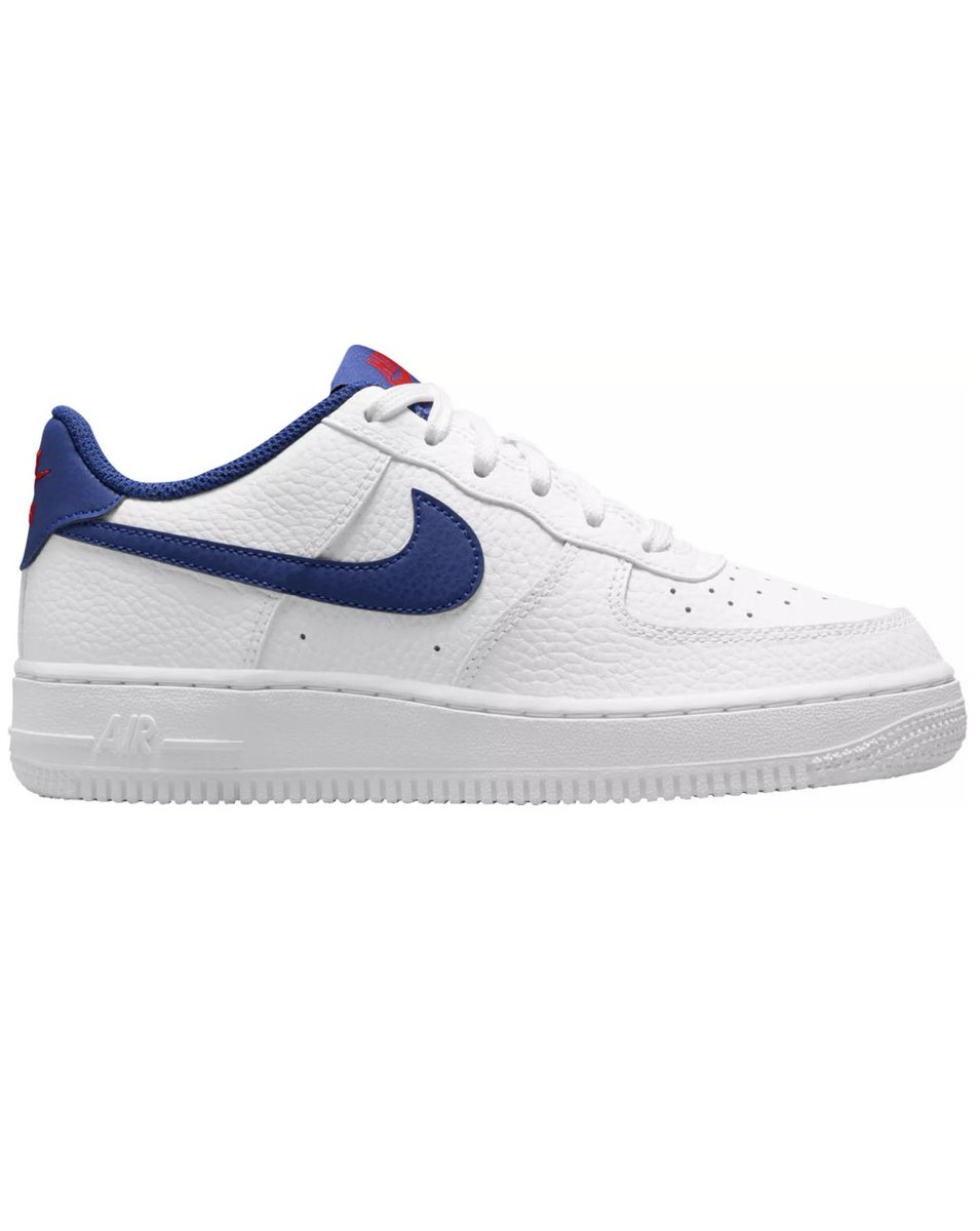 snkr_twitr's tweet photo. NEW: GS Nike Air Force 1 ‘White/Royal/Red’ on DSG 

https://t.co/SeQG8vAWKH

#AD https://t.co/6XJR3NqN6y