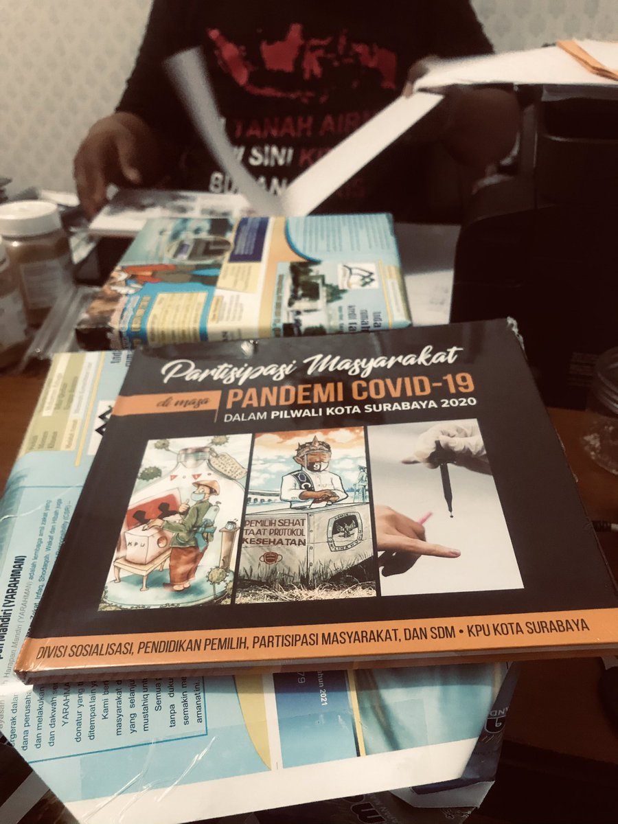 barakagrafika's tweet image. book project #bookdesign #bookprinting #pagedesigner #layout #printingpress