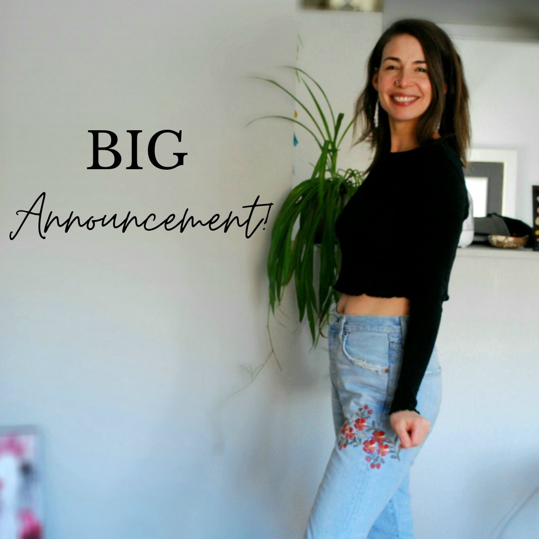 BIG Announcement! By your request, I've added a shorter, more flexibility 'mini' 7 day #GrowtheGlow cleanse. Two more new program announcements also coming soon💕 

▶️ Sign up here: yummiyogis.com/detox

📷 Laura Wilson 
#Cleanse #Detox #HealthyEating #Weightloss #glutenfree