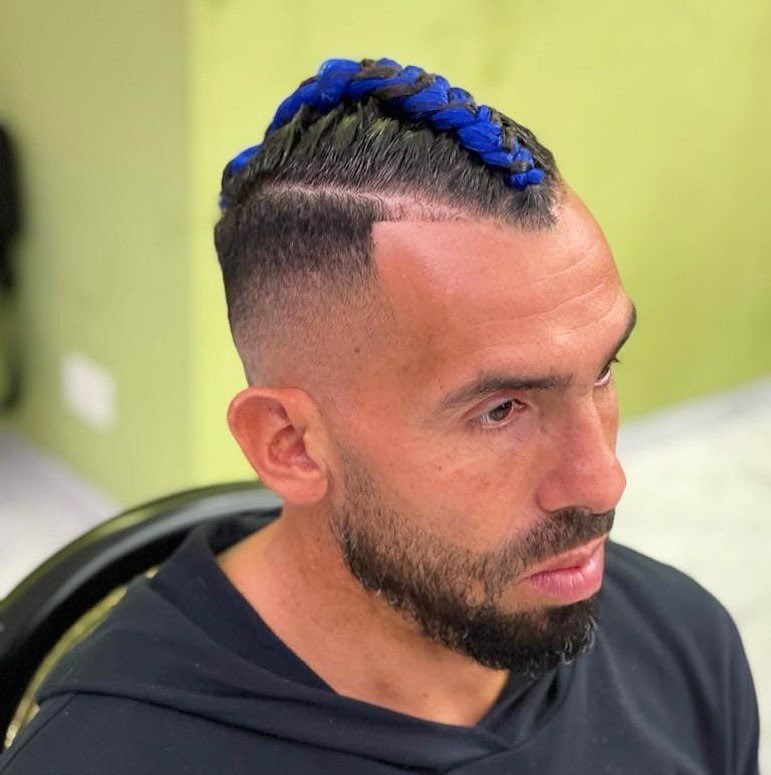 ¡Ah pero el look que metió Carlitos! 🔹💇🏻‍♂️