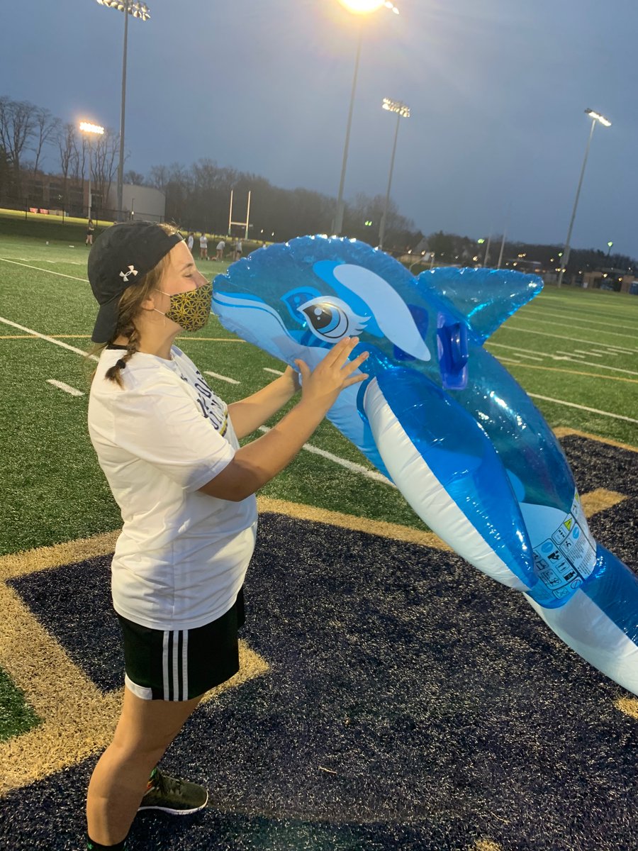 ndultimate's tweet photo. DJ minimuffin kissed a whale and she liked it #cherrychapstick https://t.co/T7P8lHGeKG