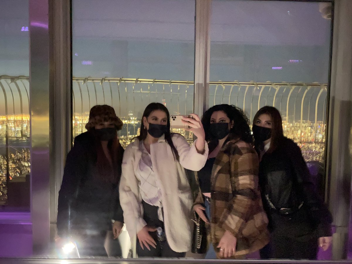 geemn07's tweet photo. Few pics from NY 🥰🥰 https://t.co/G2PNCX3T4X