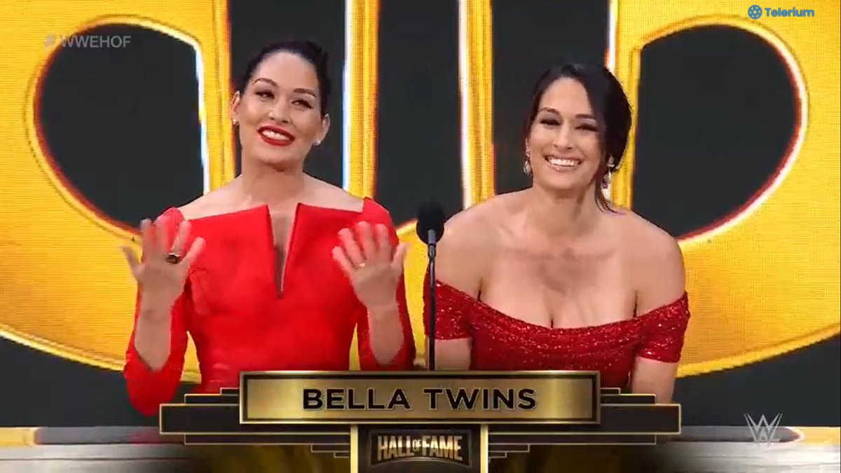 BellaSourceOrg's tweet image. #BrieBella #NikkiBella #TheBellaTwins #TwinMagic #BellaArmy #FearlessNikki #BrieMode #WWE #Wrestlemania #WWEHOF

(@BellaTwins)