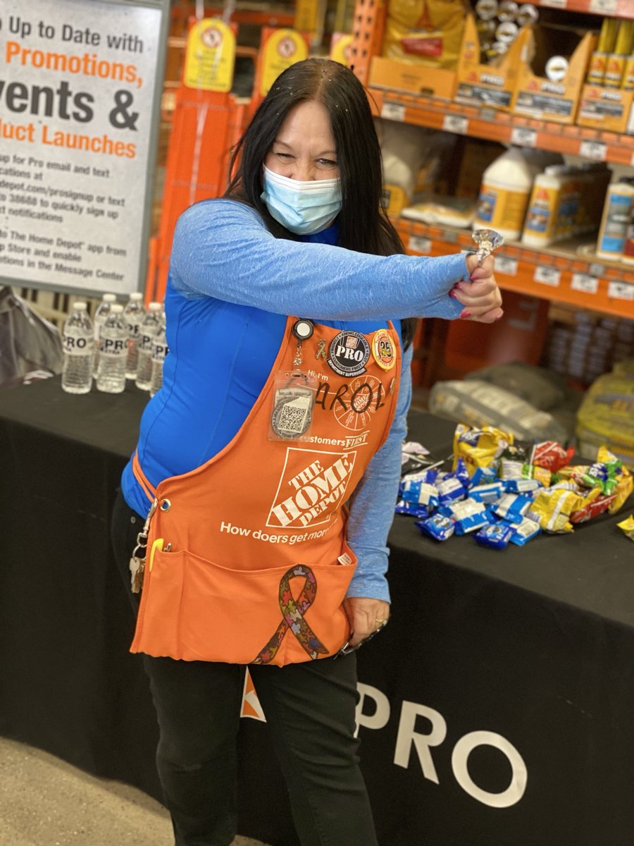 Jenn Hardy (@jennnjm) on Twitter photo Our values are thriving in 917! Congrats to Max & Jeff on your RVP awards, and thanks you for all you do. I was honored to celebrate 8 diamond award winners for Q1 w the store. Team 917 is dialed in and ready to GET involved in 2021! πππππ β¦<a href="/wilkie_cindy/">Cindy Wilkie</a>β© Our values are thriving in 917! Congrats to Max & Jeff on your RVP awards, and thanks you for all you do. I was honored to celebrate 8 diamond award winners for Q1 w the store. Team 917 is dialed in and ready to GET involved in 2021! πππππ β¦<a href="/wilkie_cindy/">Cindy Wilkie</a>β©