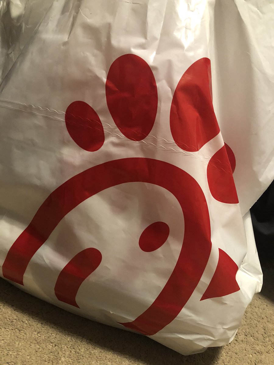 MsMillerTheRea1's tweet photo. I got some yummy Chick-fil-a for #mcjhspiritnight ! Love supporting my campus! #maydeusproud @AmandaSWeaver @MCJHGators https://t.co/hDOjc01hqy