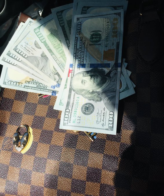 My Two Favorite things Money &amp; Lv and 1000 Day !!!!!! Findomme femdom Ebonydomme Goddess Mistress Retweet