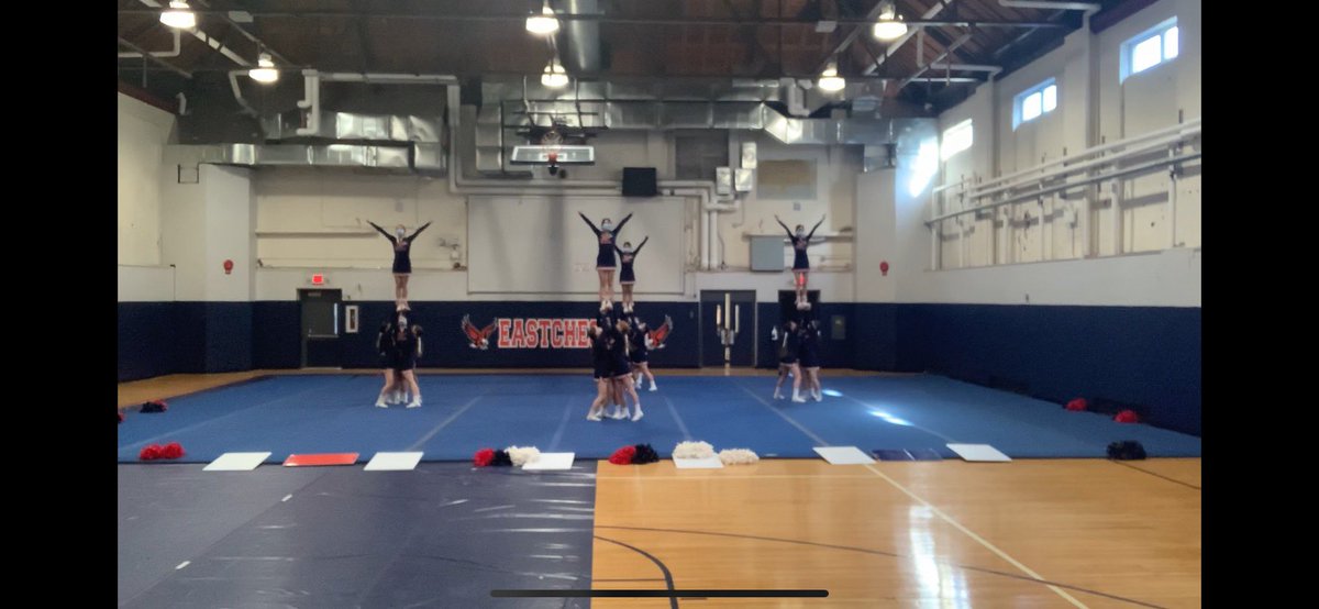 eagles_cheer914's tweet photo. 💙Virtual #UCANationals Semi-Finals week!
❤️The road may look different but the goal is the same.
#roadtonationals2021 #EHSVC #EHSJVC #EaglePride #dreambelieveachieve #weareeastchester 🦅 @UCAupdates @Eagle___Nation https://t.co/B8dvBIdjDq
