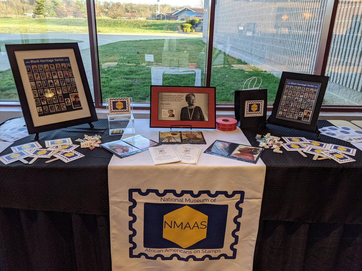 thestampkeeper's tweet photo. Celebrated @DrMayaAngelou birthday by gifting this poster and 10 greeting cards to a donor. First pop-up event in 2021.
https://t.co/8igicCmCCI https://t.co/Nqwri6UK3c