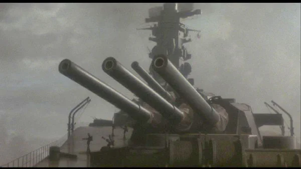 そうか、今日4月7日は戦艦大和が沈んだ日か。作戦の是非はともかく、連合艦隊の象徴が連合艦隊の終焉を演じれてたことはある意味幸せだったかな。解体されてくず鉄に売られるよりかはね。 