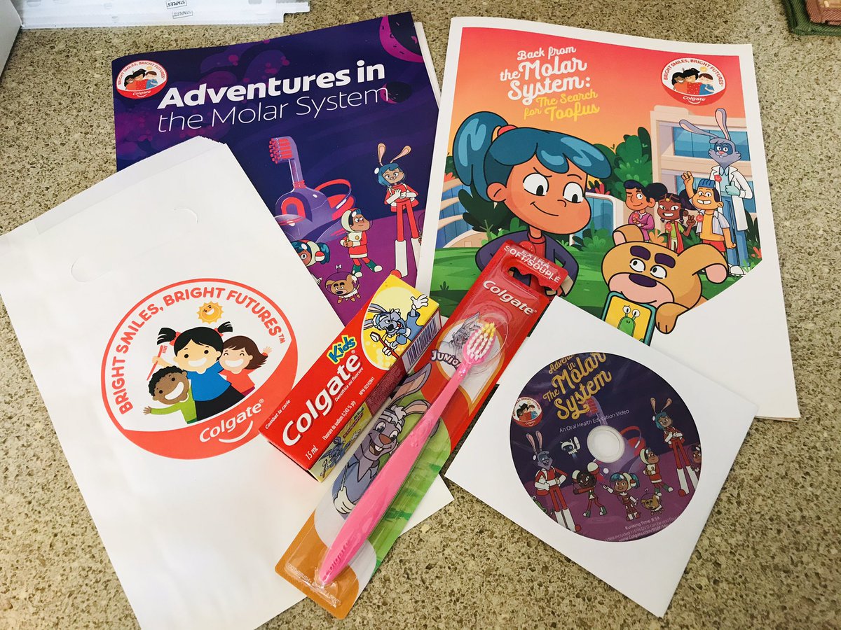 Wow! Huge thanks to <a href="/ColgateBSBF/">ColgateBSBF</a> <a href="/Colgate/">Colgate Smile</a> for sending us these goodies! Perfect for our health unit! #Smile #health #Thankyou #Kindergarten