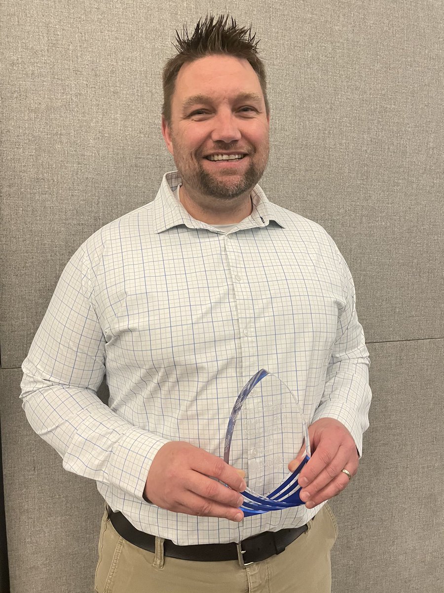chad_mattox's tweet photo. Honored to receive the YC staff member of the year award! There were many others deserving of this award but I am very appreciative for winning this. Proud to represent YC and the men’s wrestling program. We will continue to build a program that YC can be proud of. Go Panthers! https://t.co/NMY2ypeJQd