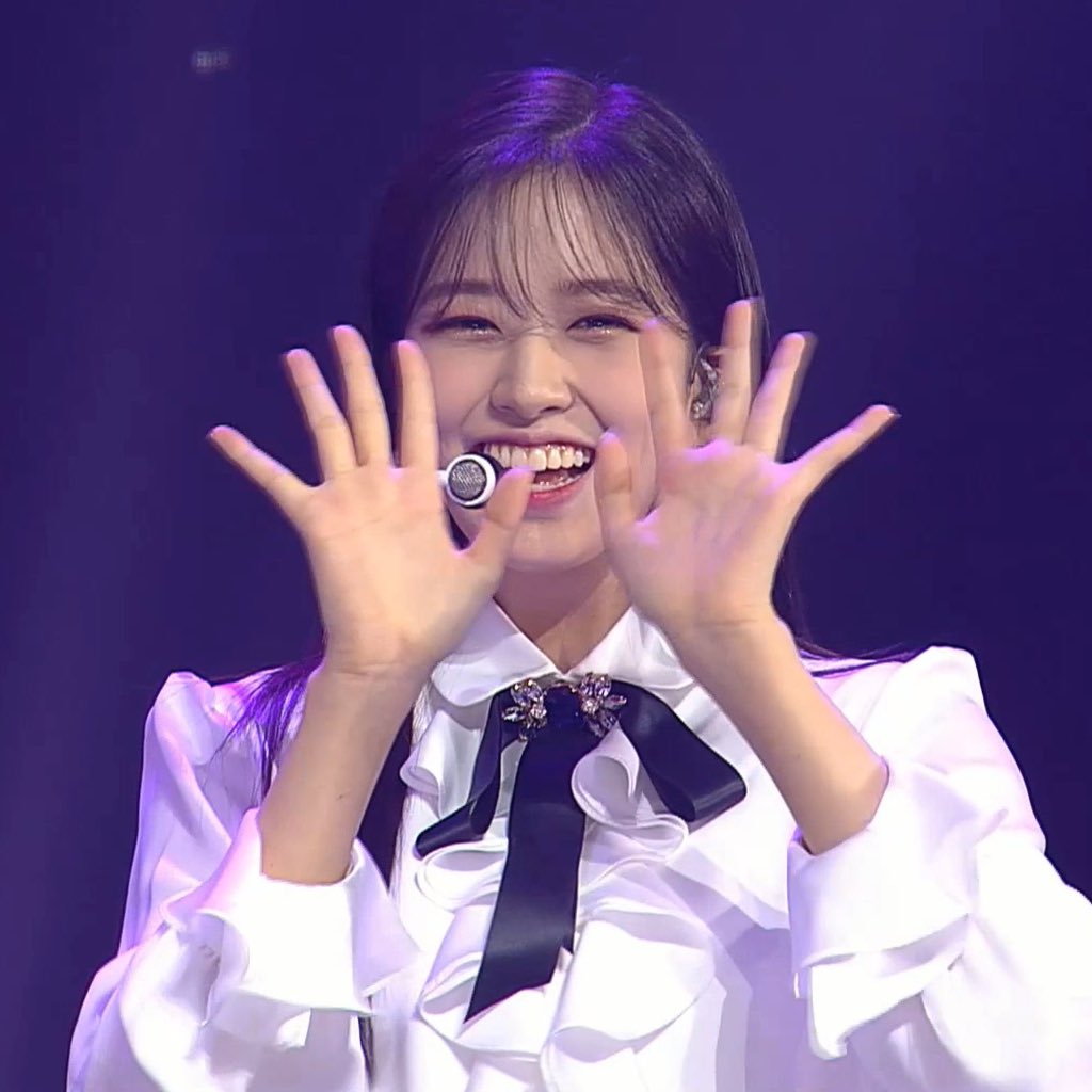 yujin smiles (@yujinsmiling) on Twitter photo 