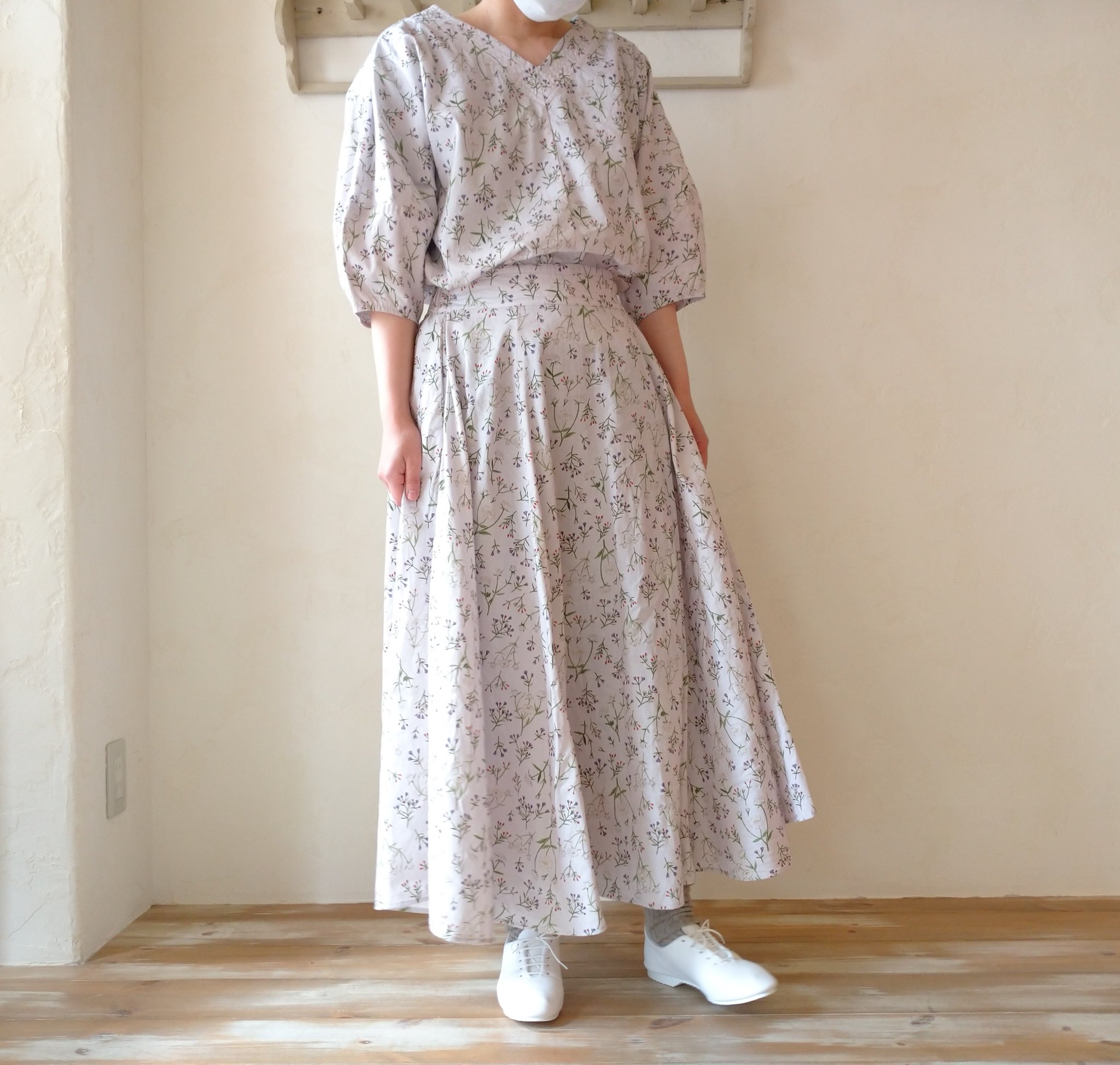 ネストローブ　nest Robe 轟木節子　アップサイクルリノ　フラワーパンツ ネストローブ nest Robe 轟木節子 アップサイクルリノ フラワー