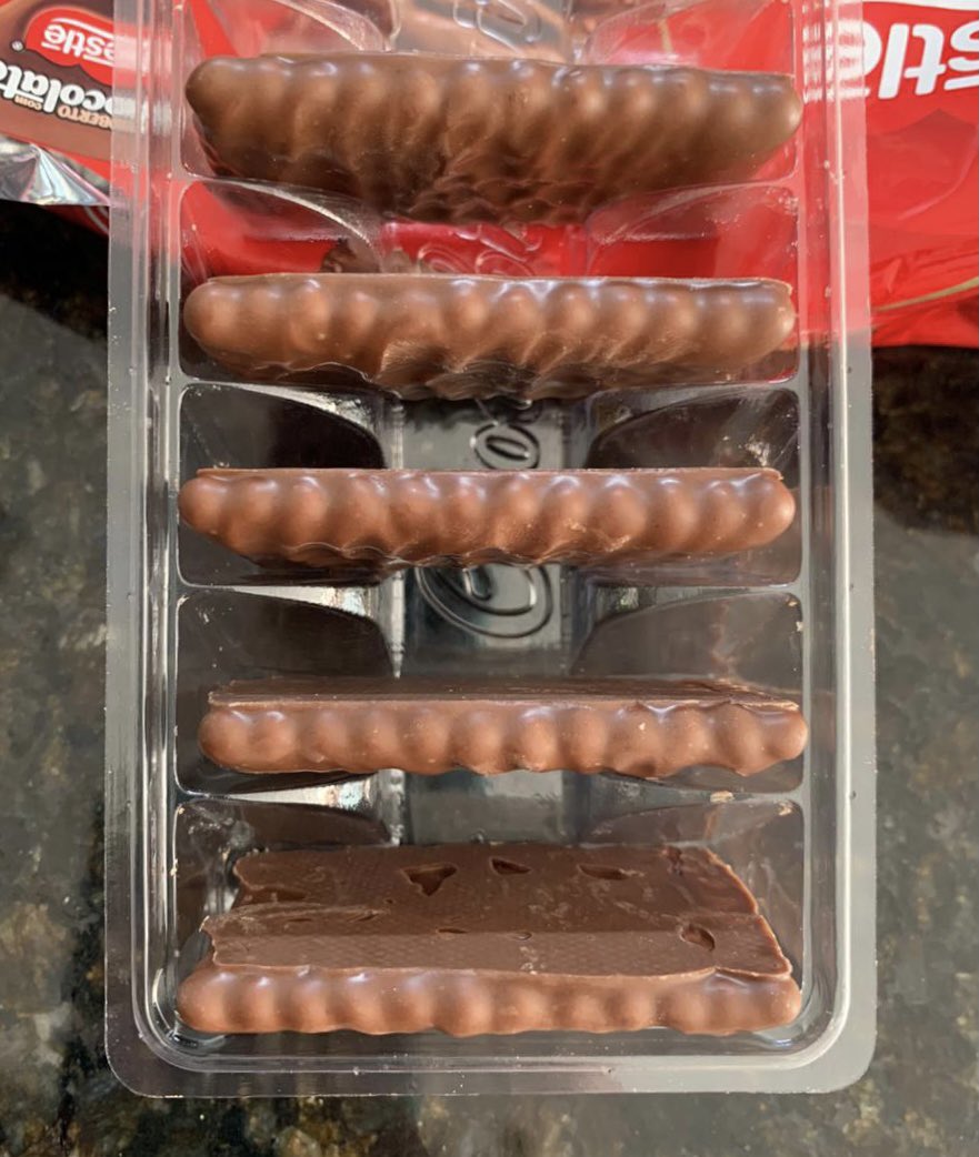dev_anahub's tweet image. Just opened a biscuit pack and found a space-between representation 🤦🏼♀️