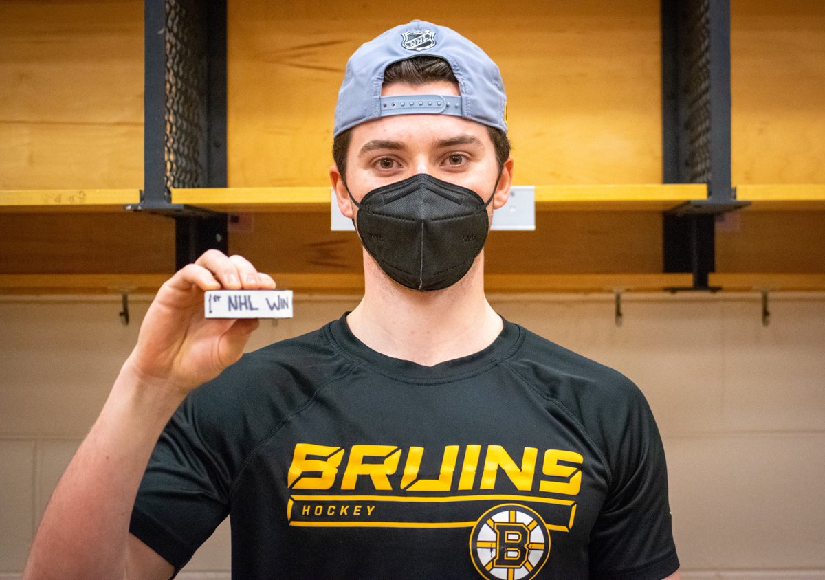 That’s ☝️

#NHLBruins | <a href="/JeremySwayman/">Jeremy Swayman</a>