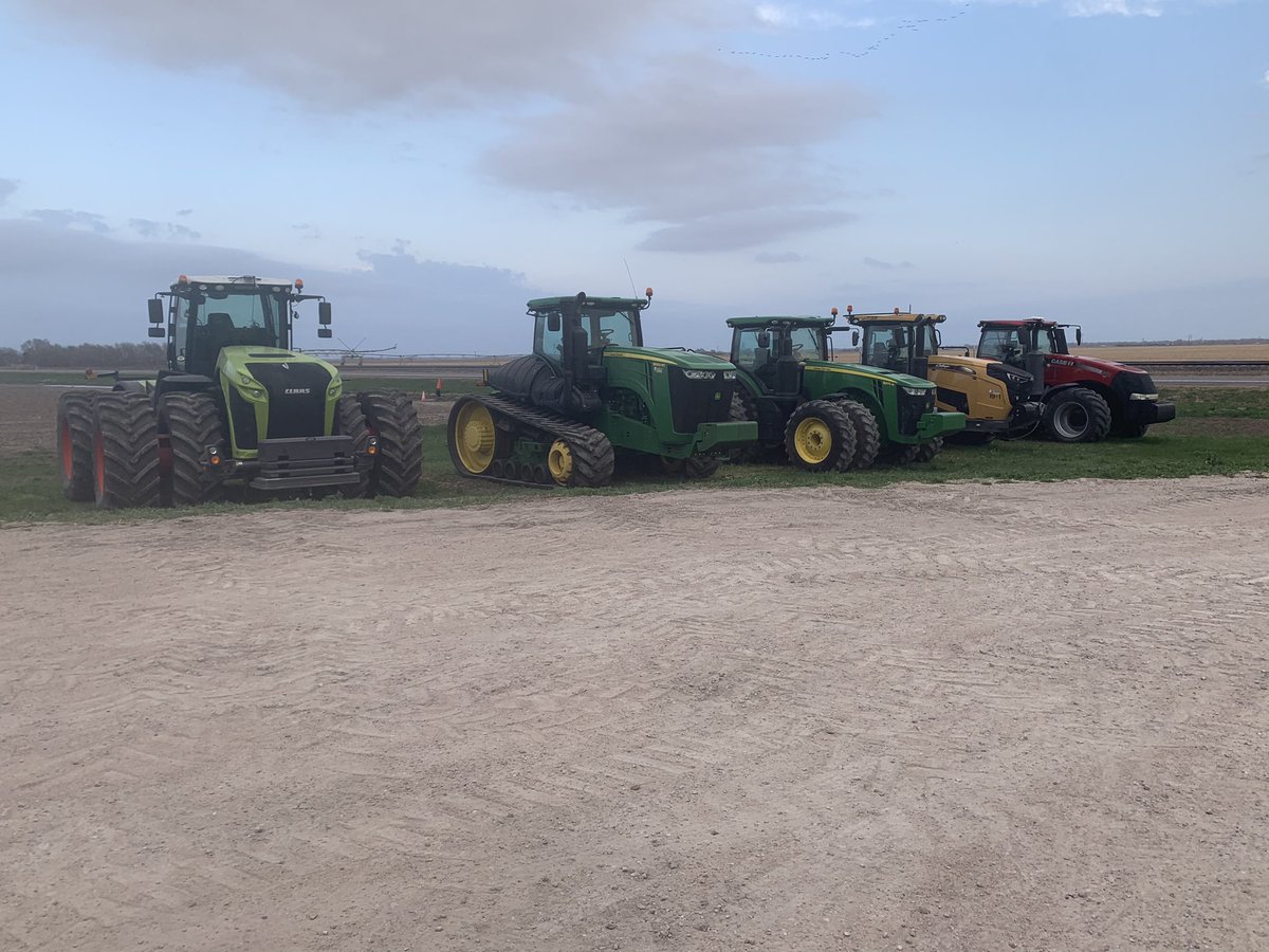 Help me move my used iron! ‘18 Xerion 5000 - 2051 hrs $295K. ‘13 9560RT - 5539 hrs $169K. ‘16 8370R - 3274 hrs $204K. ‘18 MT738 - 819 hrs $257K. ‘16 380 RowTrac - 2636 hrs $179K. Will send a pair of yeti tumblers to anyone who’s retweet results in a sale! <a href="/butler_ag/">Butler Ag Equipment</a> #AgTwitter