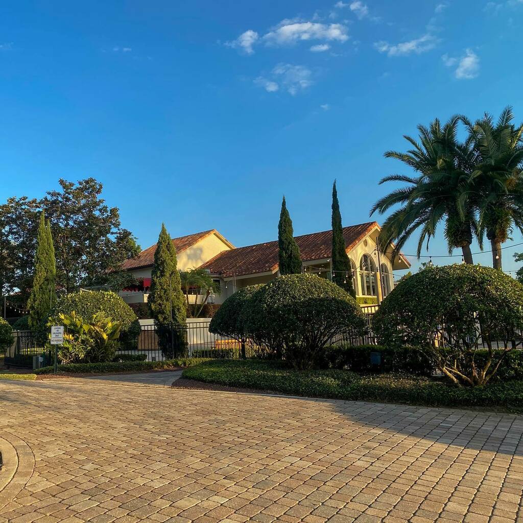 Today’s site visit was at the Winter Park Racket Club. Such a charming venue on the lake with picturesque views. #weddingbug #winterpark #wprc #weddingphotography #weddingphotographer #centralflorida #weddingphotos #weddingportrait #ido #floridaphotograp… instagr.am/p/CNWQ8Qcj8sx/