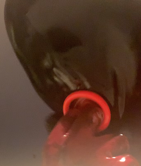 realrubberdoll's tweet photo. My room smells only of latex, lube and sweat after a long weekend

#latex #rubberslave https://t.co/uEBAyabFev