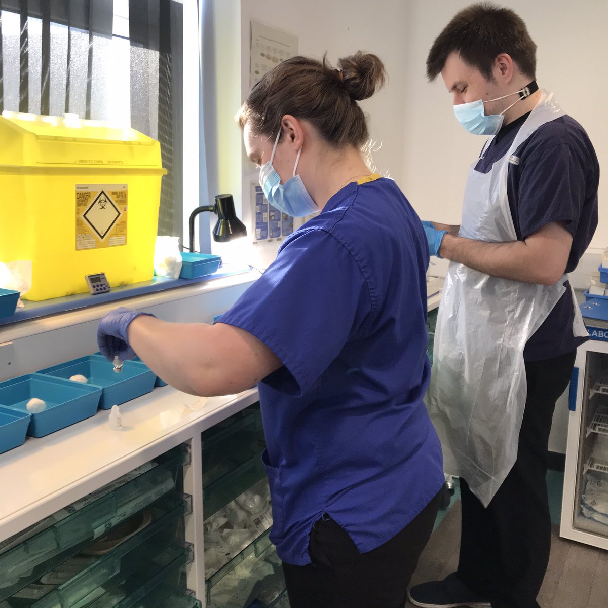 Stop off on the way in to the Vaccine Hub.  #pharmacytechnician Laura and #pharmacyassistant Elliot are preparing the vaccine today.  @pharmacylthtr team provide support and advice 7 days a week. 

#Pharmacy24