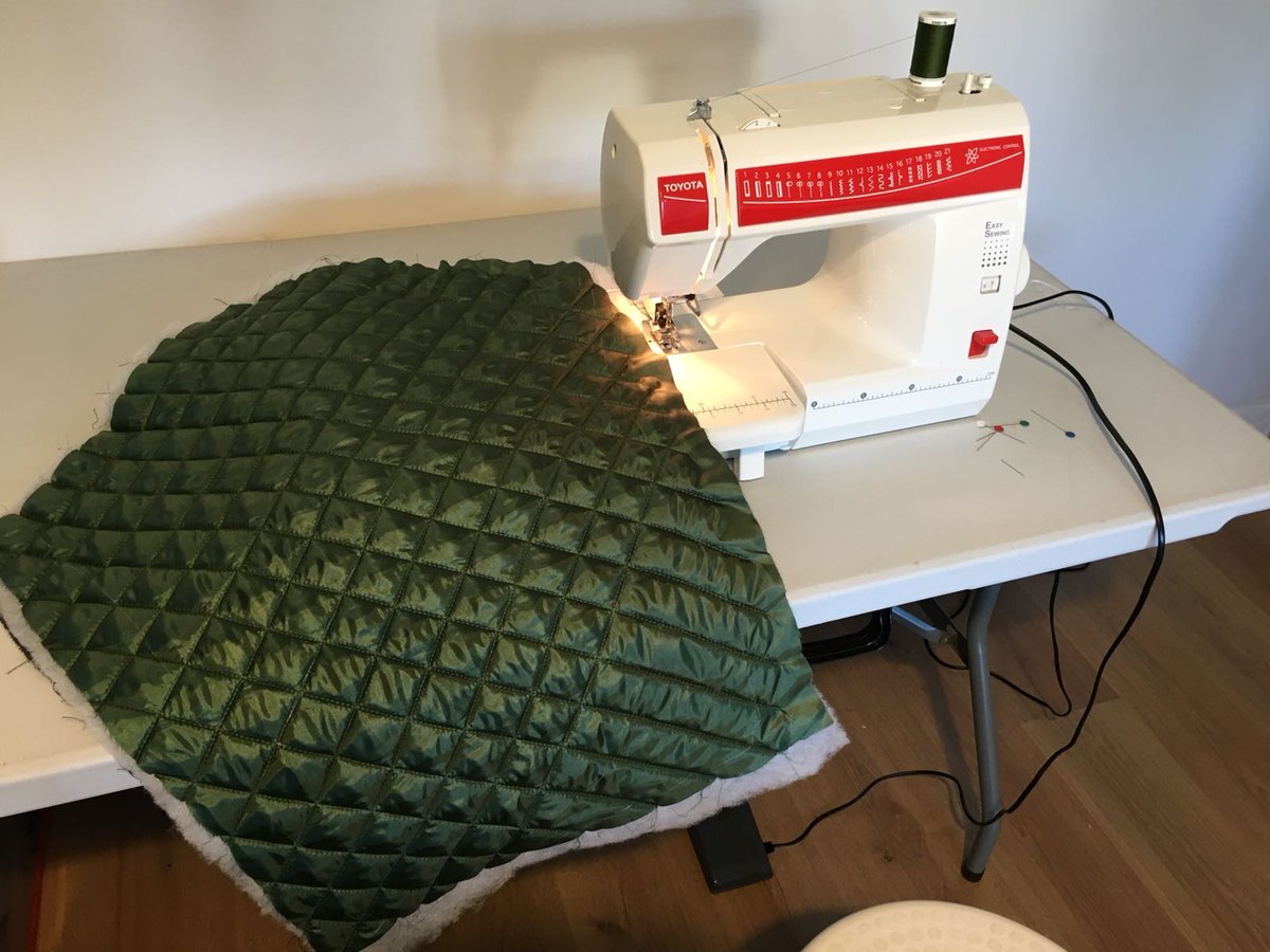 TakeProps's tweet photo. Nearly done! Phew! Making diamond patterns is....  Tiring. Maybe I should get. VOC robot to do it for me?

#dw #drwho #doctorwho #tardis #timevortex 
#1stdoctor #2nddoctor #3rddoctor #4thdoctor #5thdoctor #6thdoctor #7thdoctor #8thdoctor #robotsofdeath #cosplay #vocrobotb#sv7 https://t.co/9giD9wncLL