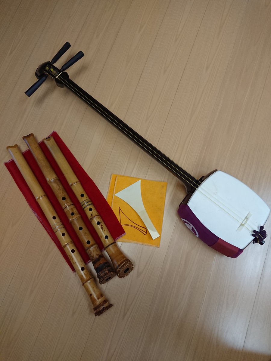 民謡の新規生徒募集‼️
NHK文化センター梅田教室
お問い合わせ:(06) 6367ー0880
形式:団体レッスン
場所:阪急ビルオフィスタワー17階
日時:毎月第2、4 (金) 月2回レッスン 
レッスン時間:午後3時30分～5時
受講料(6ヶ月12回):39864円(税込) 
体験レッスン(1回):3322円(税込)
是非お待ちしております😌