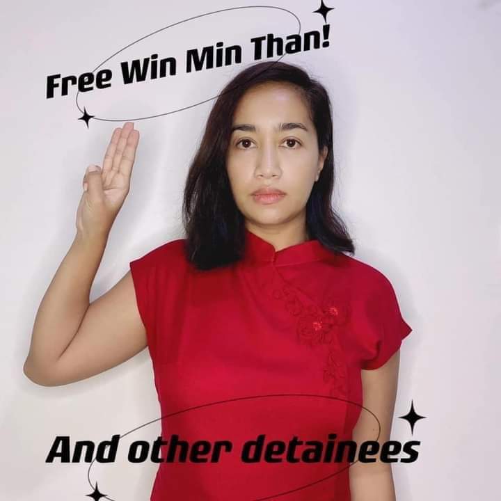 Very striking and heartfelt that Myanmar Beauty Blogger, Ms. Win Min Than was arrested for standing with people last night [April 6].
What’s a freedom of speech?
IMPLEMENT R2P
#Apr7Coup
#WhatsHappeningInMyanmar
