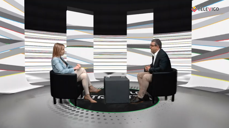 TeleVigo's tweet photo. #Televigo #LaEntrevista
📺LaEntrevista || Miguel Martín recibe a @martaftapias, delegada de la @xunta en Vigo, para conocer las novedades que atañen a la comunidad autónoma
⏯ Programa completo: https://t.co/YtVsrxmqcz https://t.co/YXKv9ZiFRq