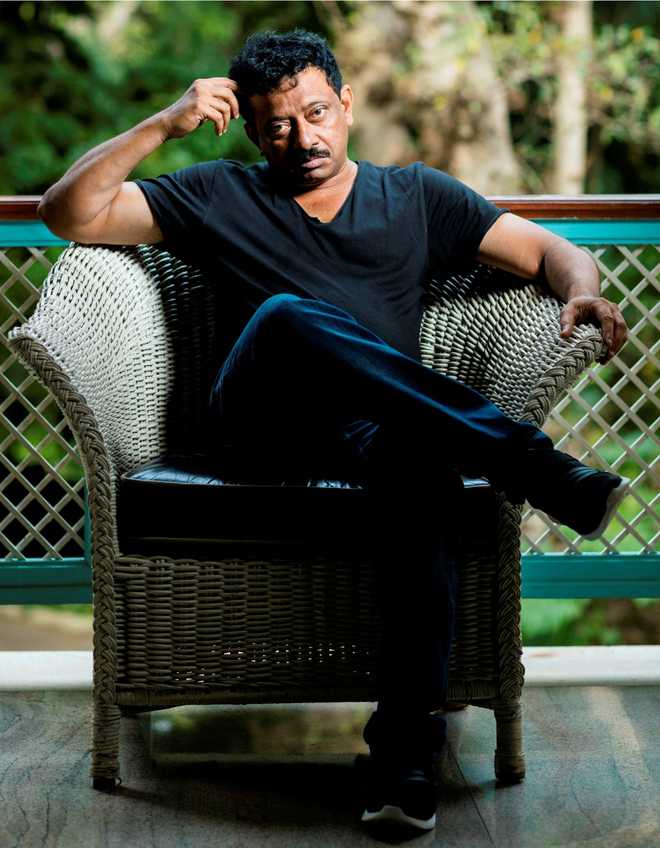 AnilGaddala2's tweet photo. THE MOST CONTROVERSIAL DIRECTOR IN THE HISTORY OF INDIAN CINEMA, GENIUS FILM MAKER 💥🔥 HAPPY BIRTHDAY BOSS😎
You are my inspiration🎬🖤
@RGVzoomin #RGV #HappyBirthdayRGV #Boss #director #indiancinema #IndiaLegend https://t.co/zXCaqX84AH